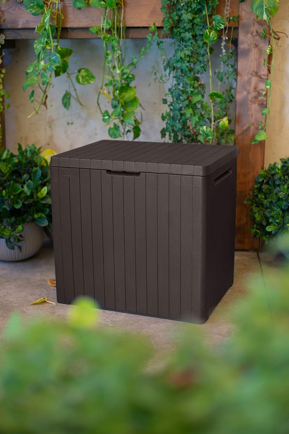 صندوق تخزين خارجي من كيتر سيتي - مراجعة Gardening Tools Images وسعره