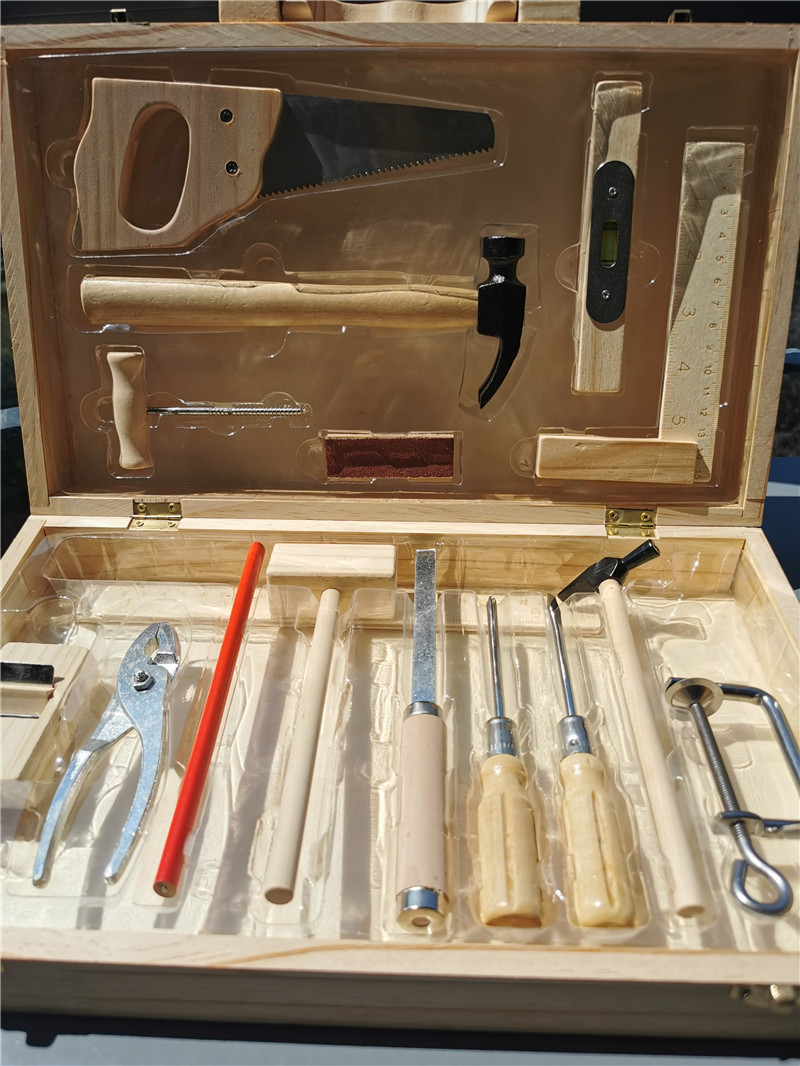 الأطفال الحياة الحقيقية صندوق  - مراجعة Gardening Tools For 8 Year Olds وسعره